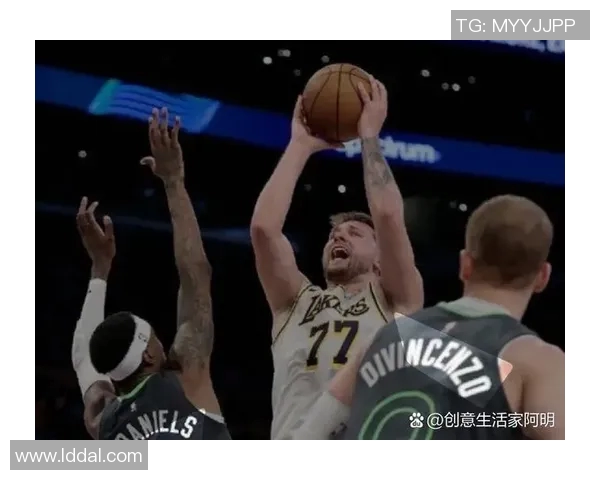 湖人21分惨败!布朗天神下凡,里夫斯空砍36+8,东契奇做出决定 湖人21分惨败!布朗天神下凡,里夫斯空砍36+8,东契奇做出决定