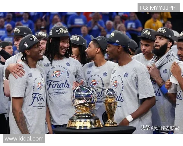 切特谈NBA杯:只要有奖金拿我不会错过这机会 放开打就是了 切特谈NBA杯:只要有奖金拿我不会错过这机会 放开打就是了