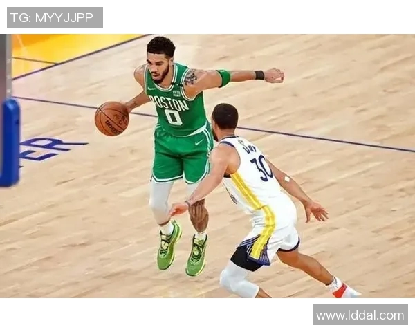 谁说未来一哥只有亚历山大？华子不当掉链子王 3亿豪阵靠他撑